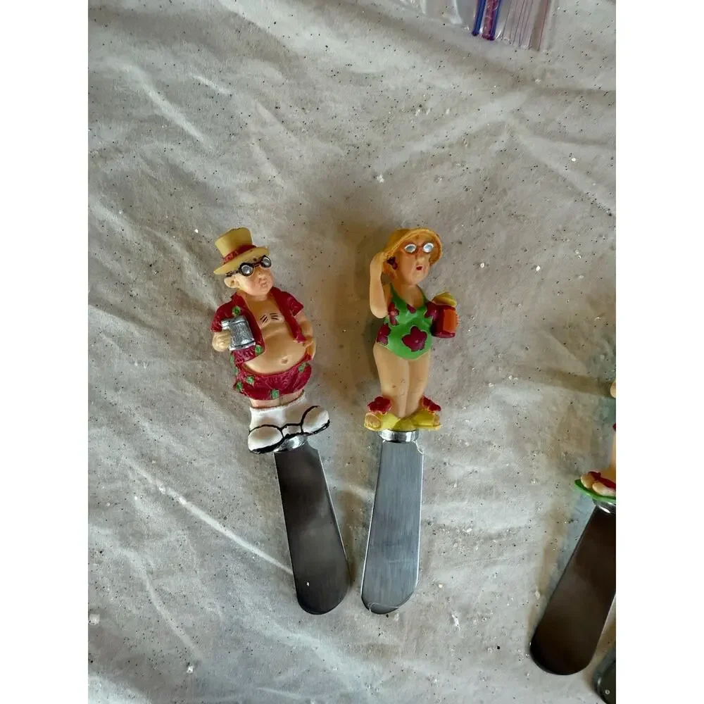 Boston Warehouse Set Of 4 Beach goers‎ Fun Sand Stainless Steel Spreaders VTG